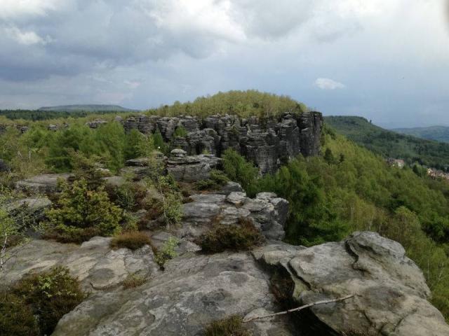 Tiské stěny.