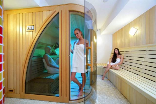 Sauna.