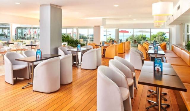 Hotel Delfin Plava Laguna - lobby hotelu.