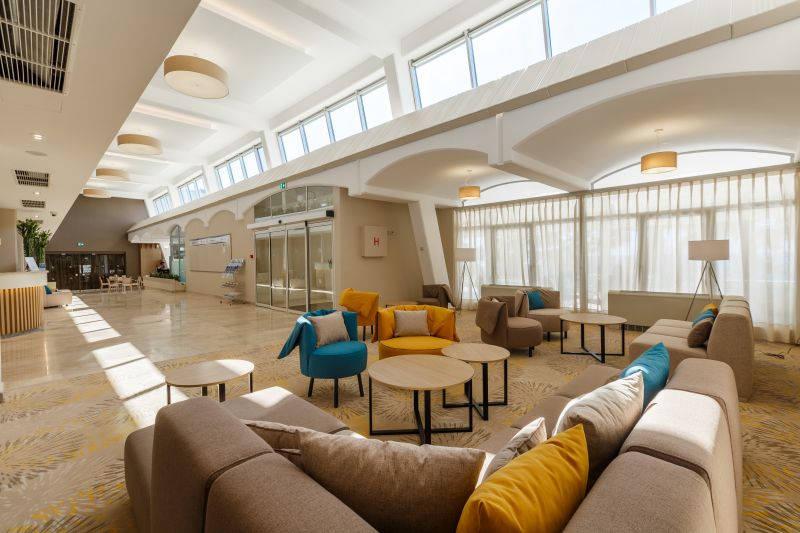 Hotel Plavi Plava Laguna - prostor recepce hotelu.