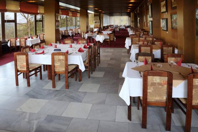 Restaurace.