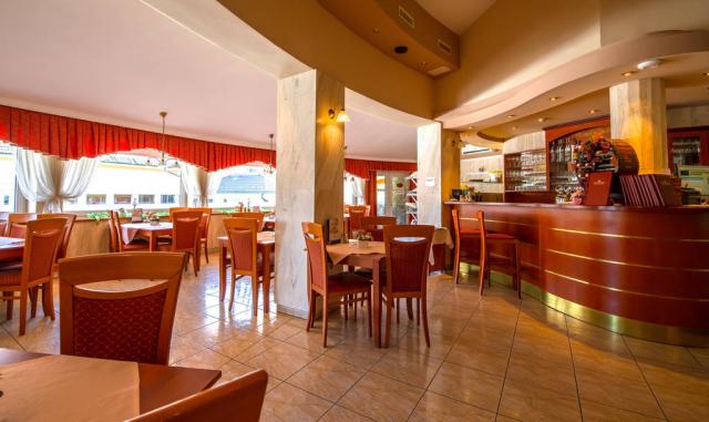 Restaurace.