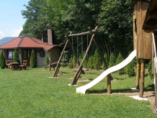 Vila Plitvička Sedra - dětské hřiště.