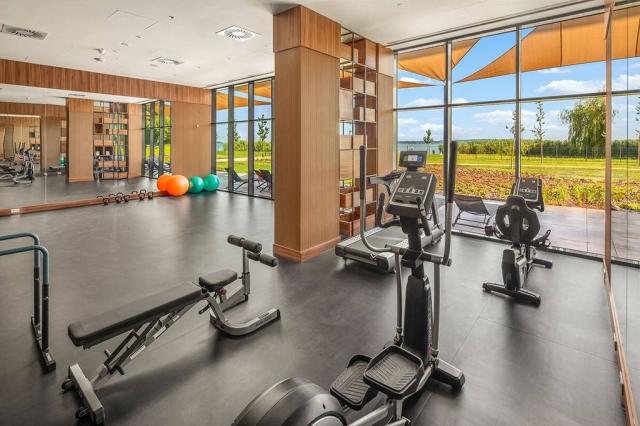 Fitness s výhledm na Balaton.