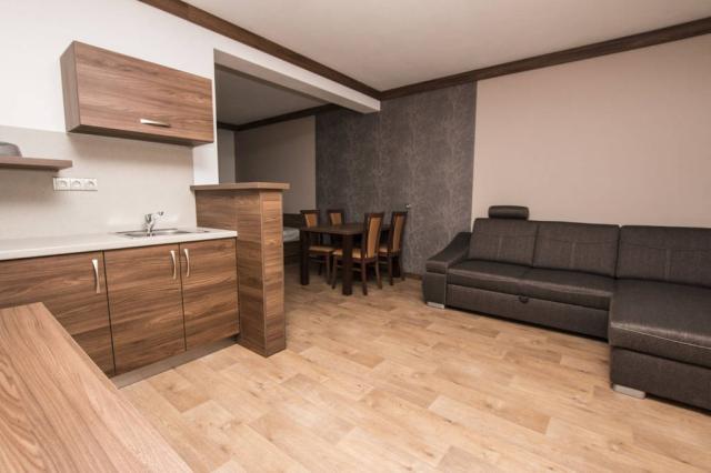 Apartmán obytná místnost.