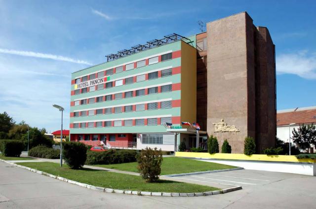 Hotel Panon exterier.