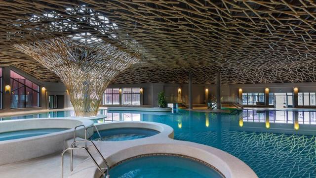 Wellness centrum Termalija vnitřní bazény.