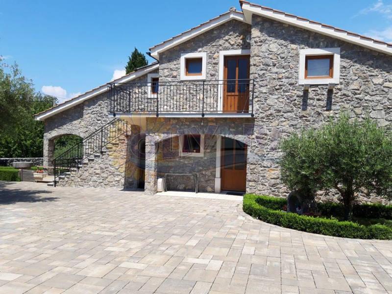 Vila Depikolozvane Marica