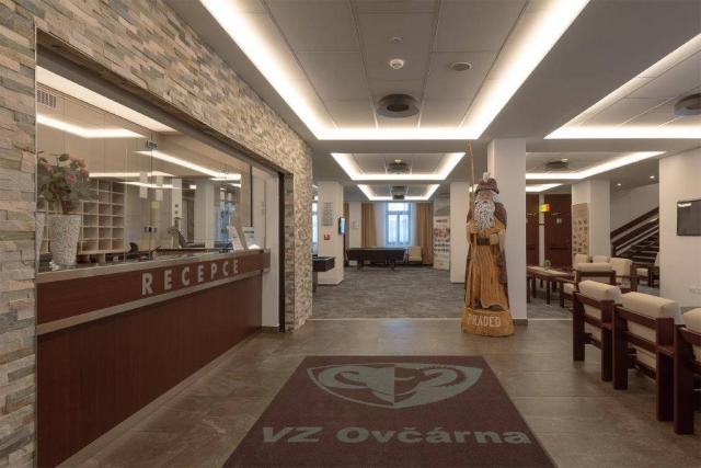 Lobby s recepcí.