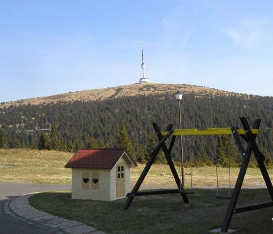 Dětské hřiště.