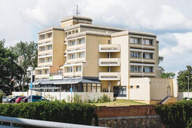 Hotel Lucia exterier.