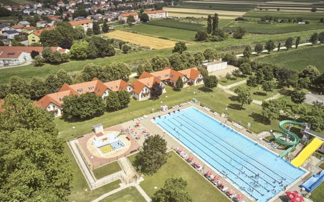 Celkový pohled na apartmány Lendava.