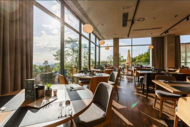 Restaurace.