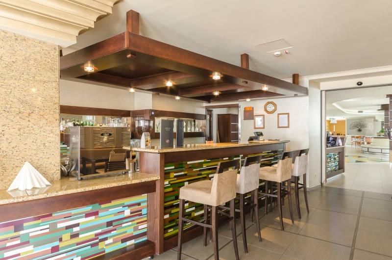 Lobby bar.