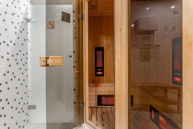 Sauna.