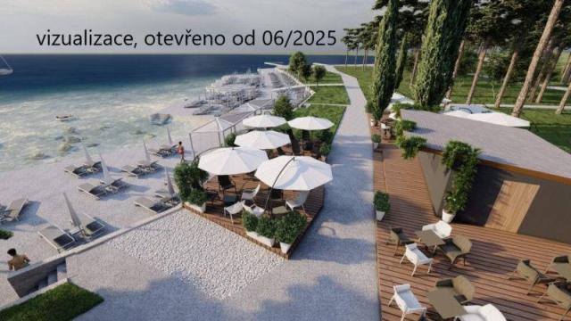 Hotel Pelegrin Plava Laguna - beach bar.