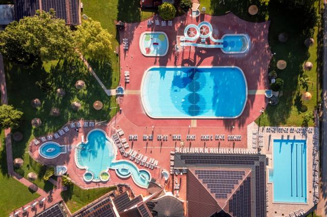Terme Banovci venkovní bazény rekreační, dětský, plavecký, se s