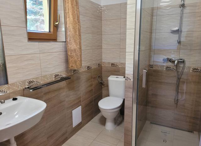 Hygienické zařízení sprchový kout.