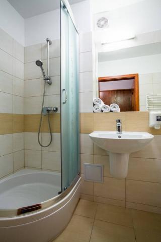 Pokoj hygienické zařízení sprchový kout.
