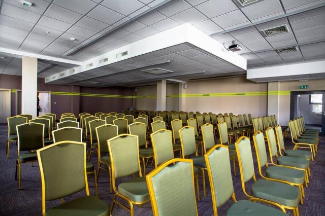 Konferenční místnost.