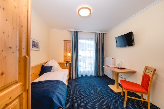 einbettzimmer-altenmarkt-gross.jpg