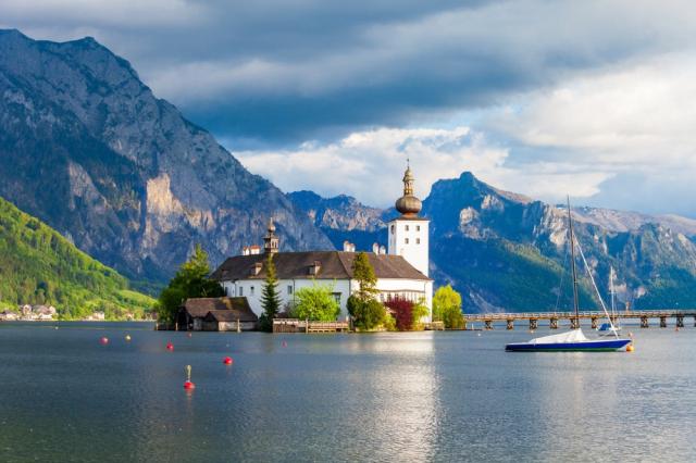 Traunsee Ort.jpg