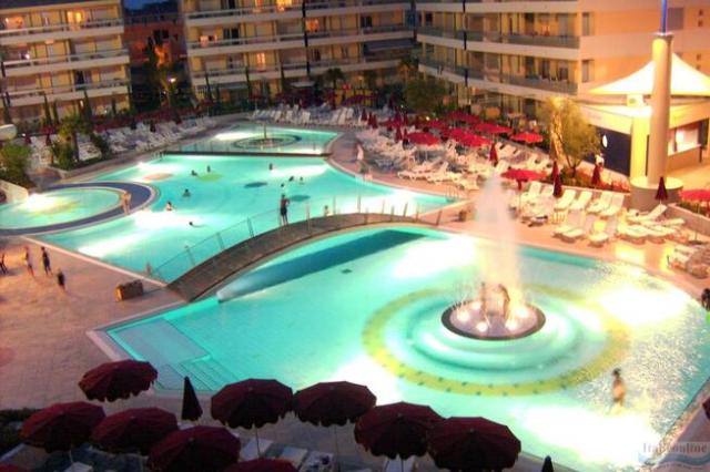 Villaggio Planetarium Resort