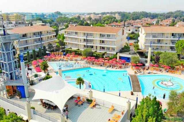 Villaggio Planetarium Resort