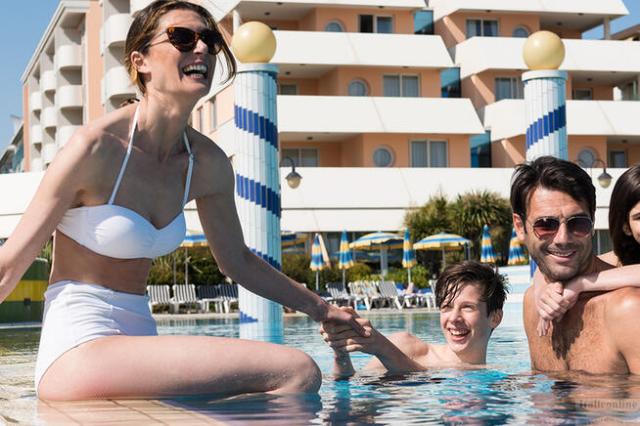 Aparthotel Holiday