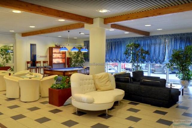 Aparthotel Holiday