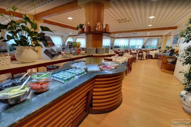 Aparthotel Holiday