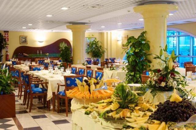 Aparthotel Holiday