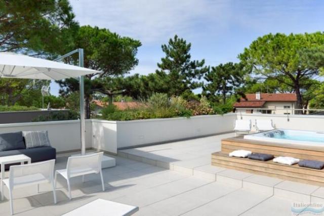 Summer Villas