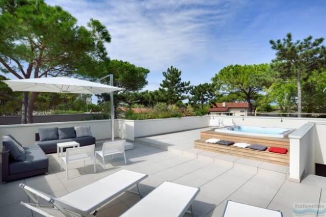 Summer Villas