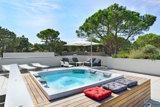 Summer Villas