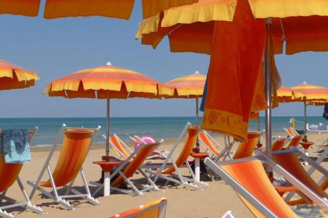 Camping Villaggio Internazionale (San Menaio)