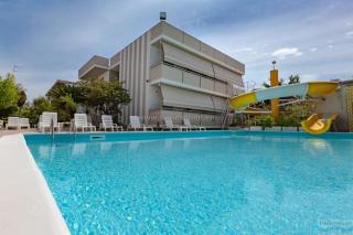 Alba Holiday Hotel & Residence