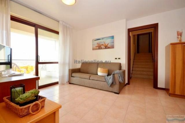 Punta Faro Village-Residenza Porta del Mare