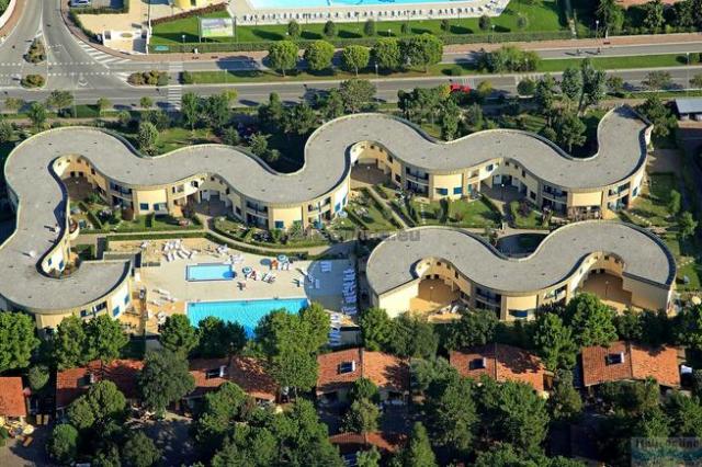 Villaggio Girasoli e Calycanthus