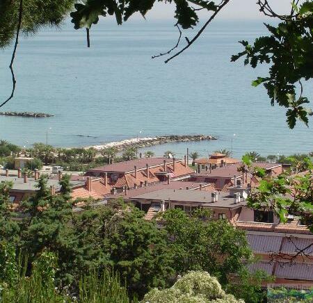 Camping Terrazzo sul Mare