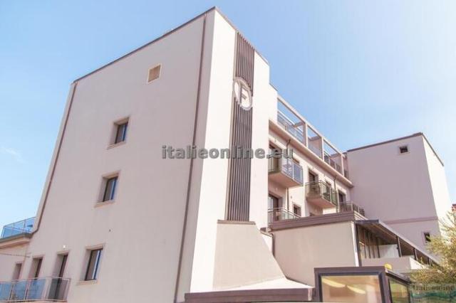 Hotel Ferretti Beach