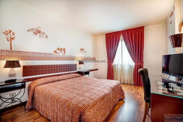 Etruscan Chocohotel