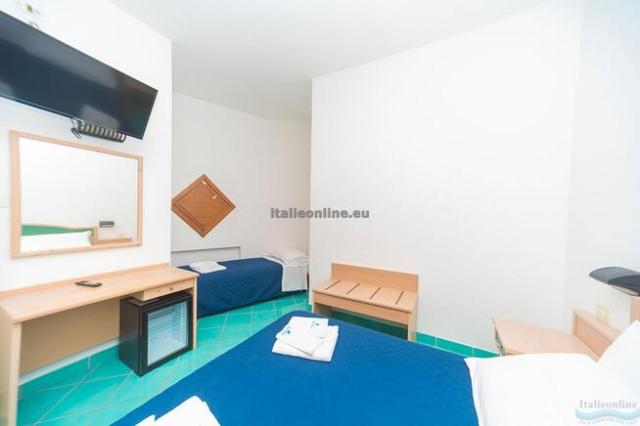 Hotel America
