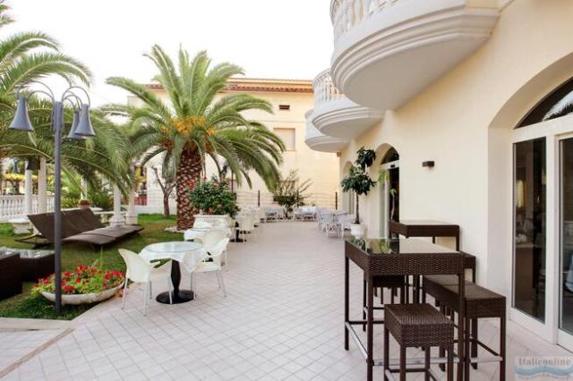 Hotel Eva