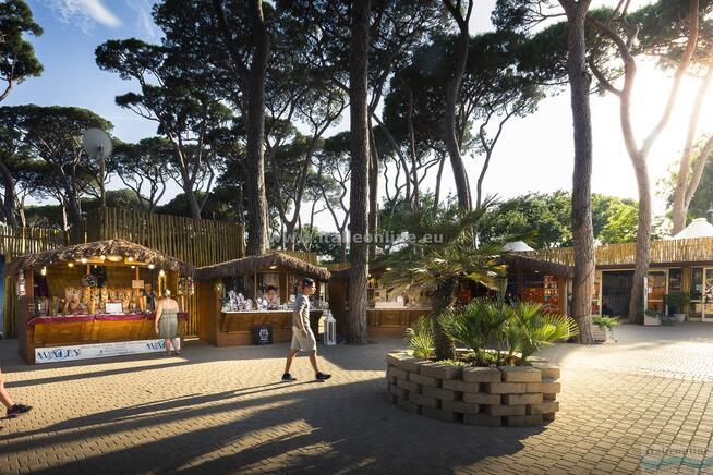 HU Park Albatros Village