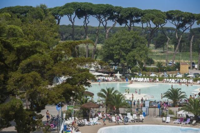 HU Park Albatros Village