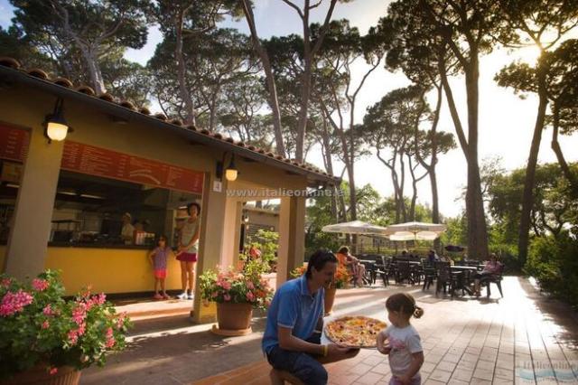 HU Park Albatros Village