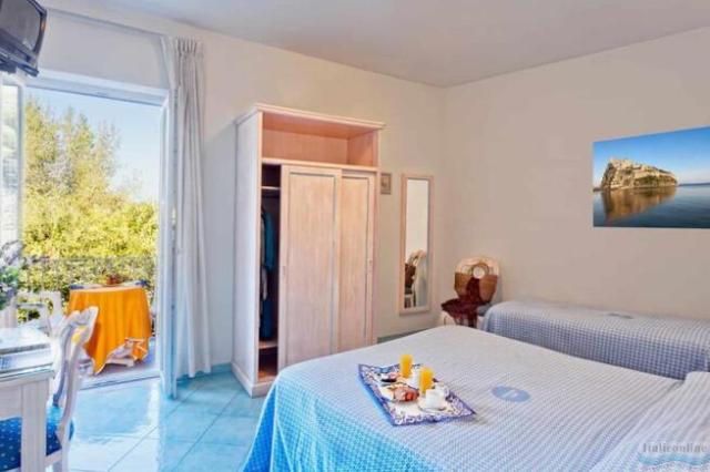 Hotel Cleopatra