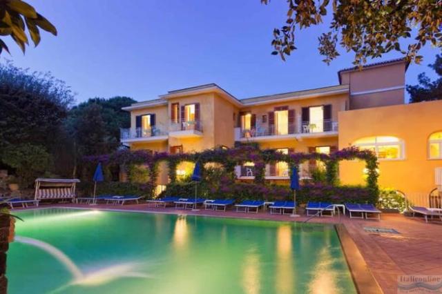 Hotel Cleopatra