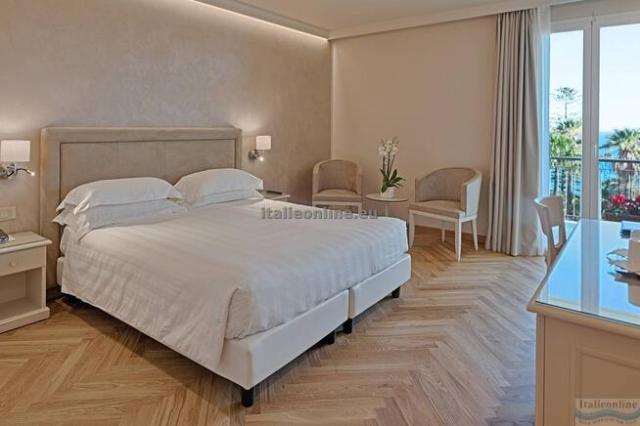 Hotel Paradiso